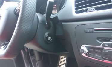 Кнопка start engine